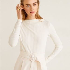 Mango boatneck top